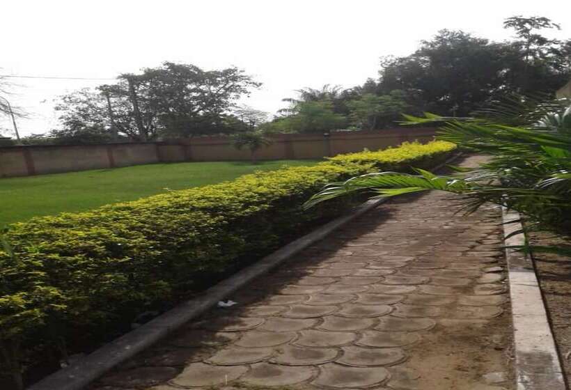 هتل Hôtel La Réserve