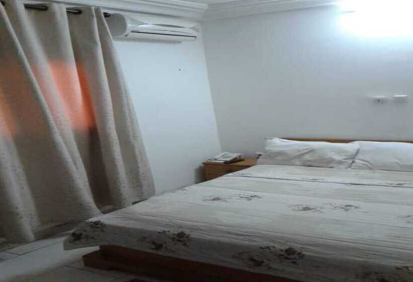 هتل Hôtel La Réserve