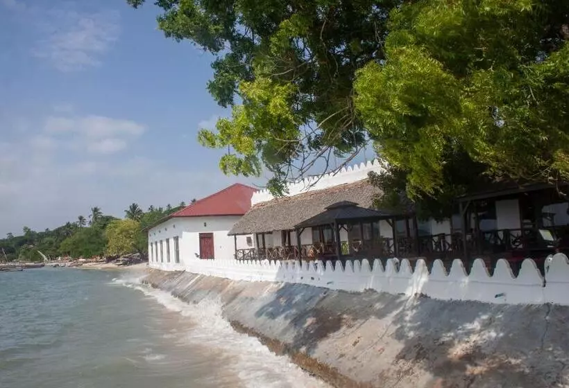 هتل Sea View Beach