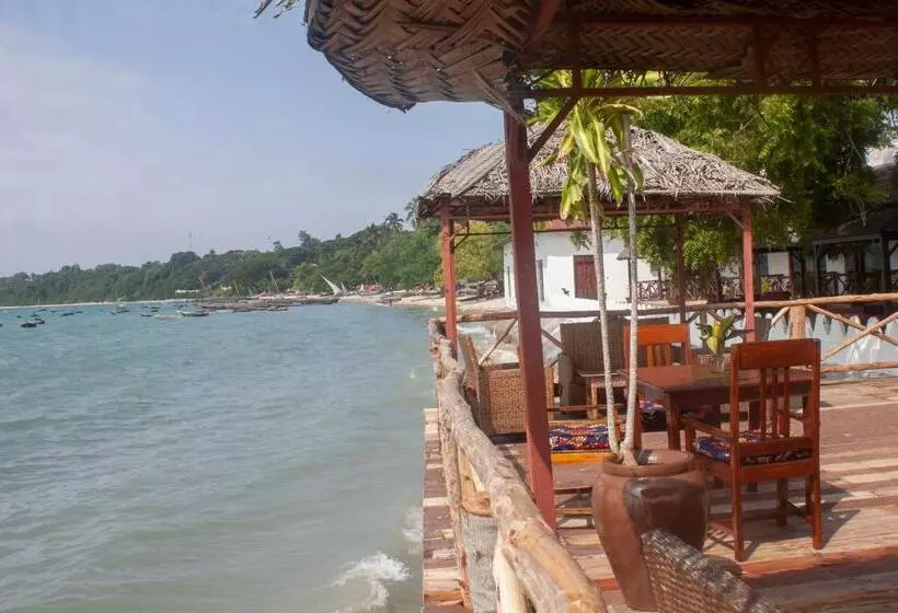 هتل Sea View Beach