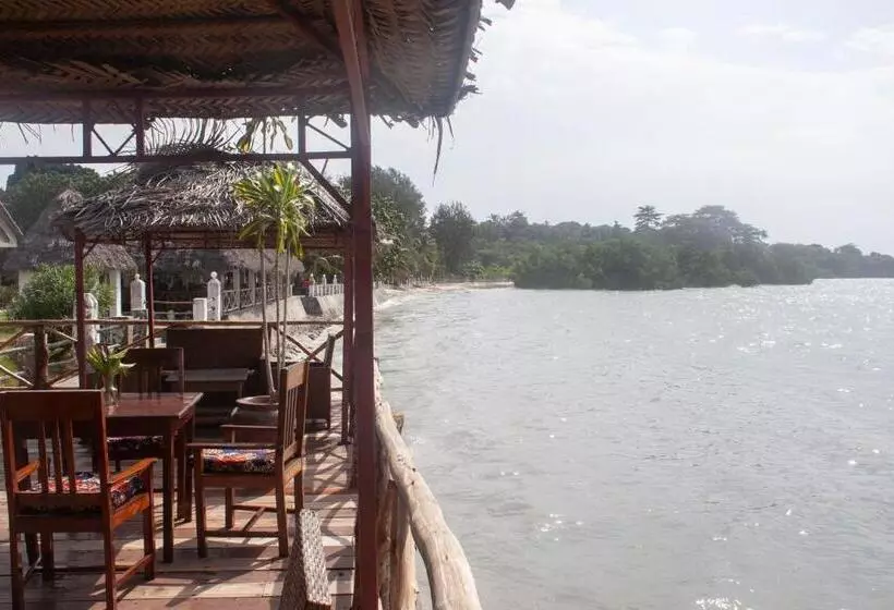 هتل Sea View Beach