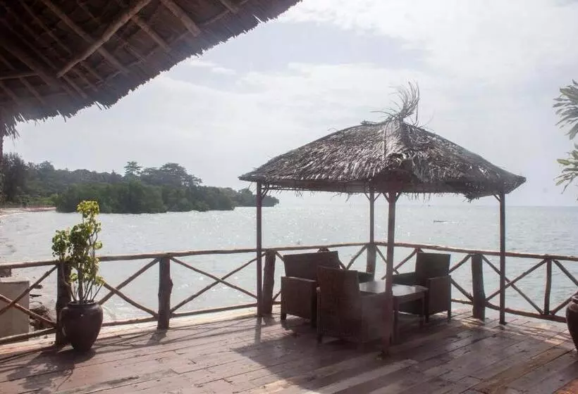 هتل Sea View Beach