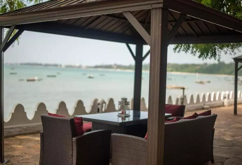 هتل Sea View Beach