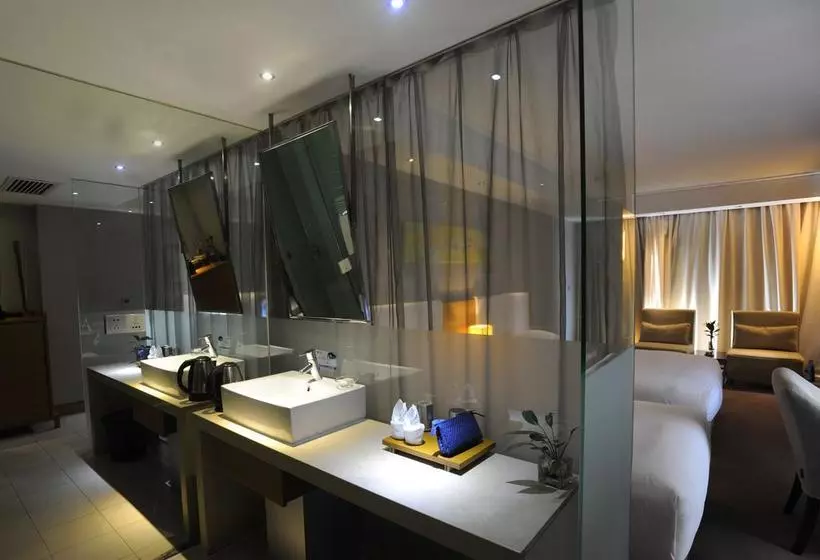 Hotel Tang S