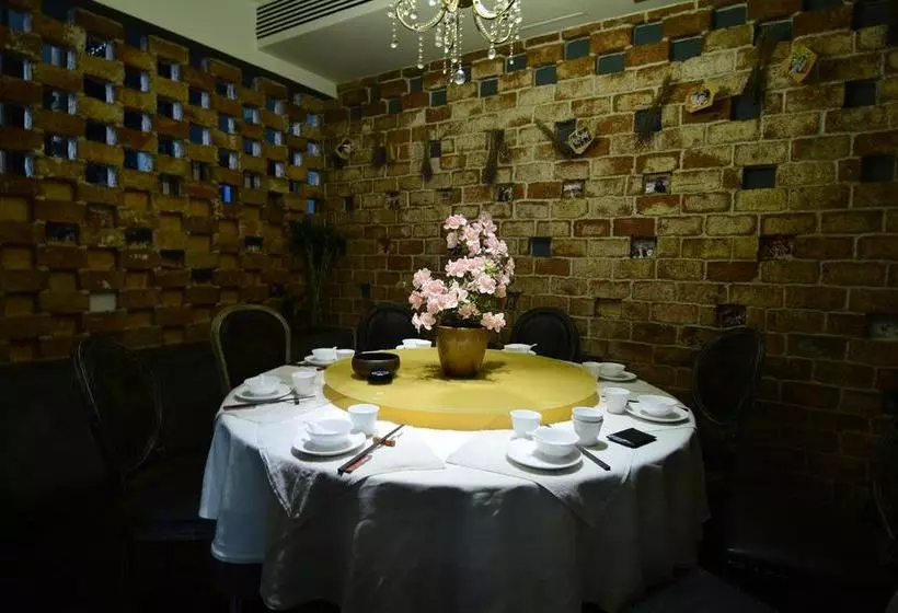 Hotel Tang S