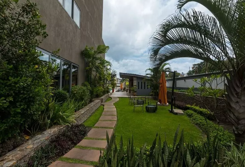 Hotelli The Palms By Eagles
