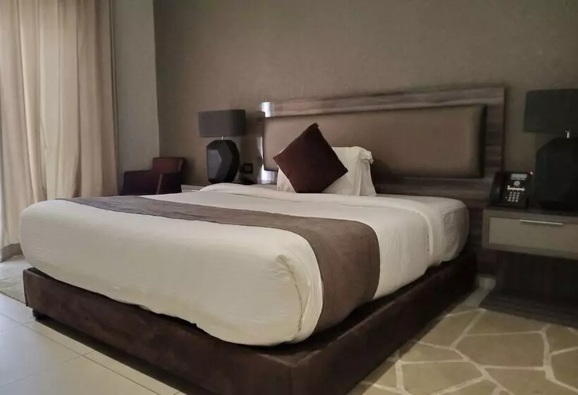 Hotelli The Palms By Eagles