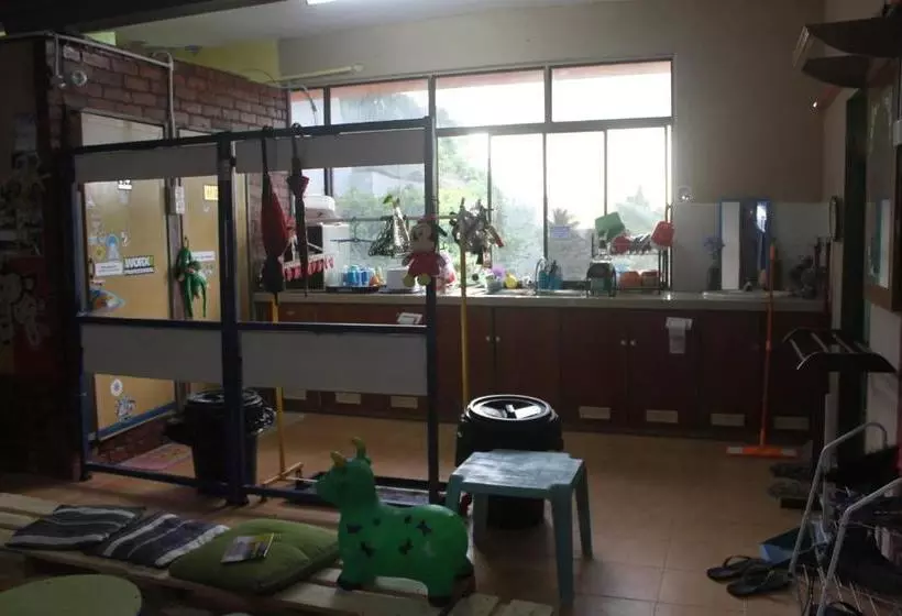 Sweet Monkey Backpacker Hostel