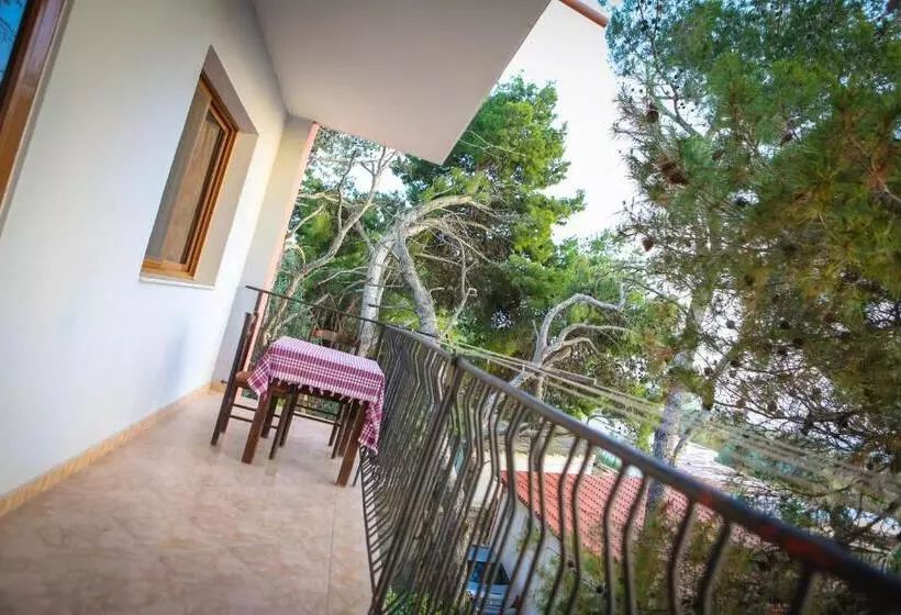 Apart Hotel Mali