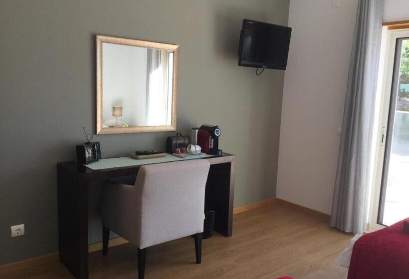 تختخواب و صبحانه Casa Da Colina