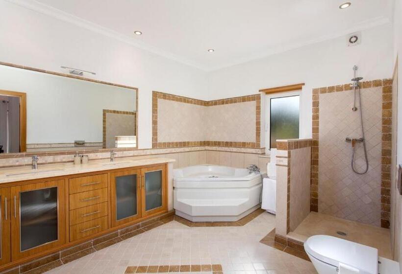 تختخواب و صبحانه Casa Da Colina