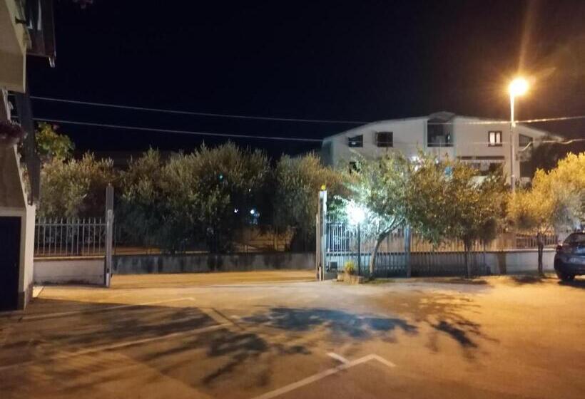 住宿加早餐  Da Rosa