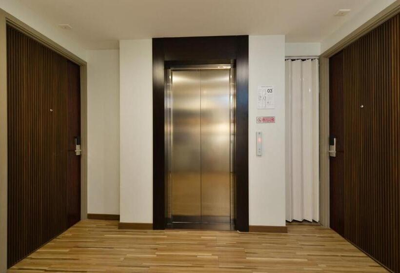 Bedever Boutique Bangkok Hotel   Bts Phra Khanong