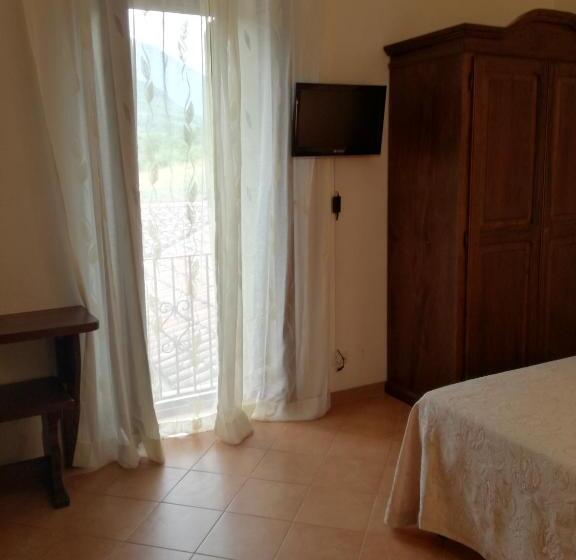 בית מלון כפרי Agriturismo Sant Erasmo