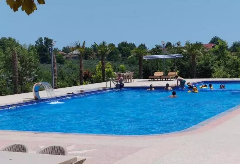 هتل Hirkan Park