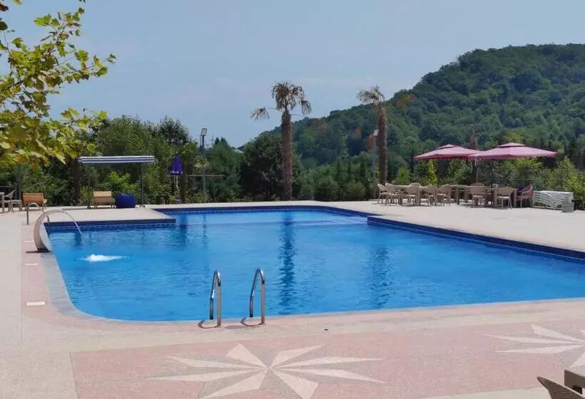 هتل Hirkan Park