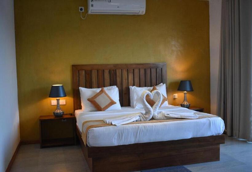 בית מלון כפרי Lotus Lake Residence