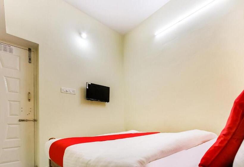 Hotel Oyo Av Residency