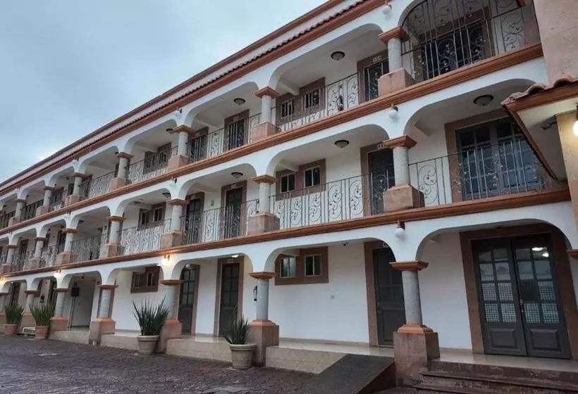 ホテル Real Del Nevado, Calimaya