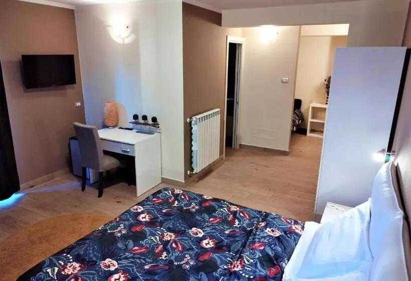 Hotelli Altopiano Delle Rocche