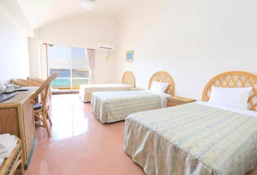 ホテル Tokashiku Marine Villege