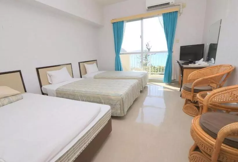 ホテル Tokashiku Marine Villege