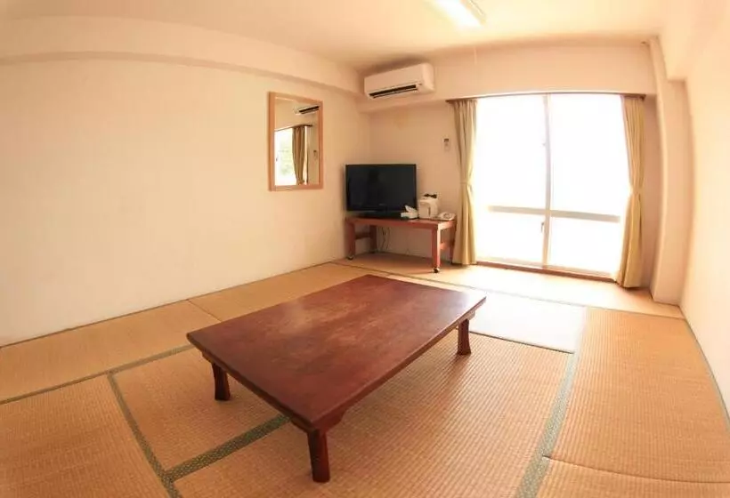 ホテル Tokashiku Marine Villege