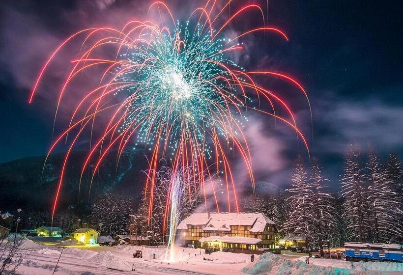 Resort Loge Glacier National Park