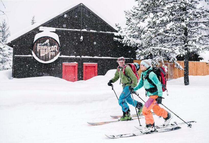 Resort Loge Glacier National Park
