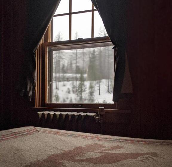 Resort Loge Glacier National Park