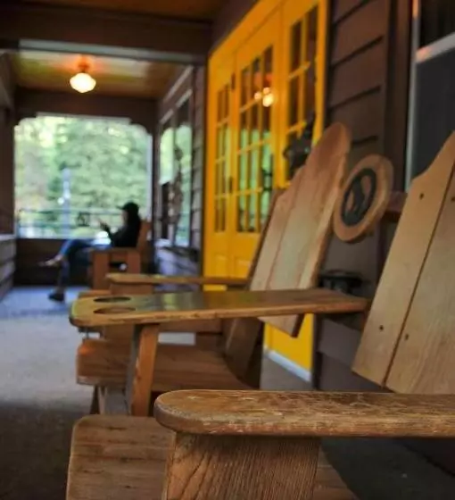 Lomakeskus Loge Glacier National Park