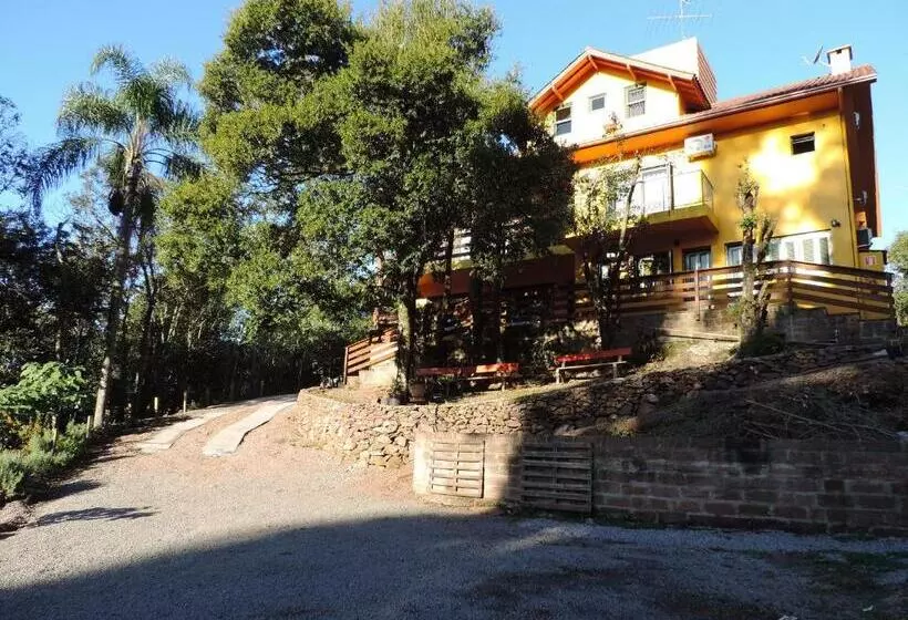 Retkeilymaja Pousada Da Baronesa