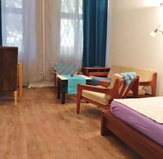 پانسیون Cityflair Berlin Apartments & Rooms