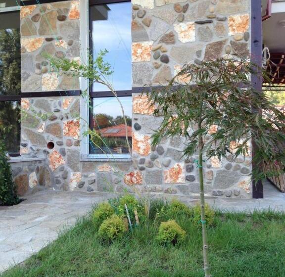 Pension Zapovedni Rai