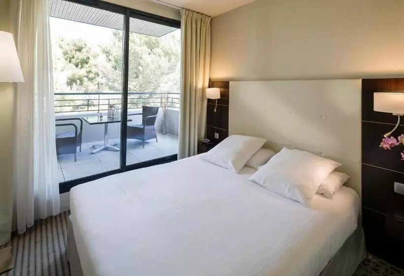 ホテル Mercure Aix En Provence La Duranne Gare Tgv