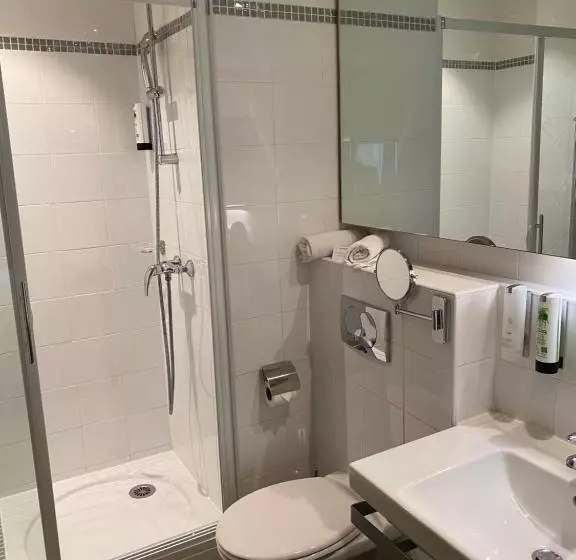 ホテル Mercure Aix En Provence La Duranne Gare Tgv