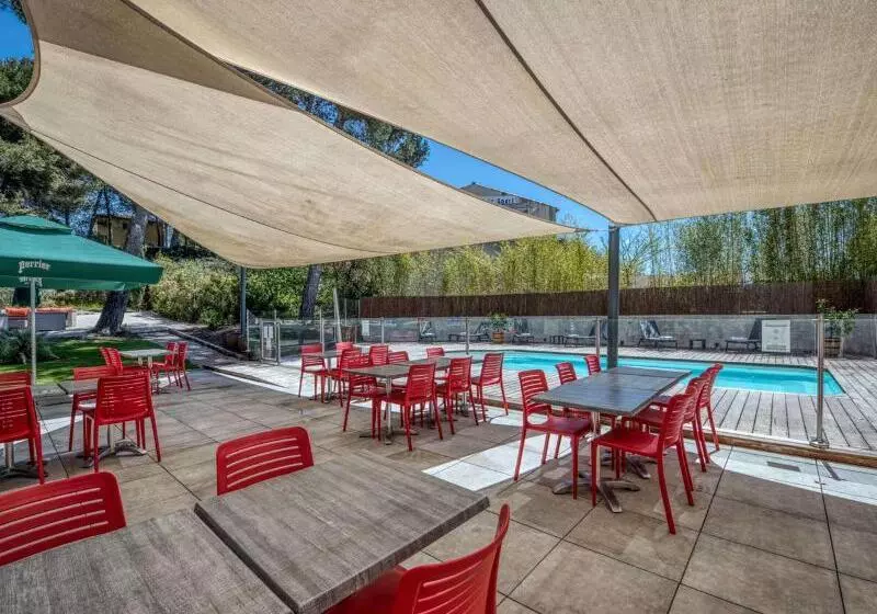 ホテル Mercure Aix En Provence La Duranne Gare Tgv