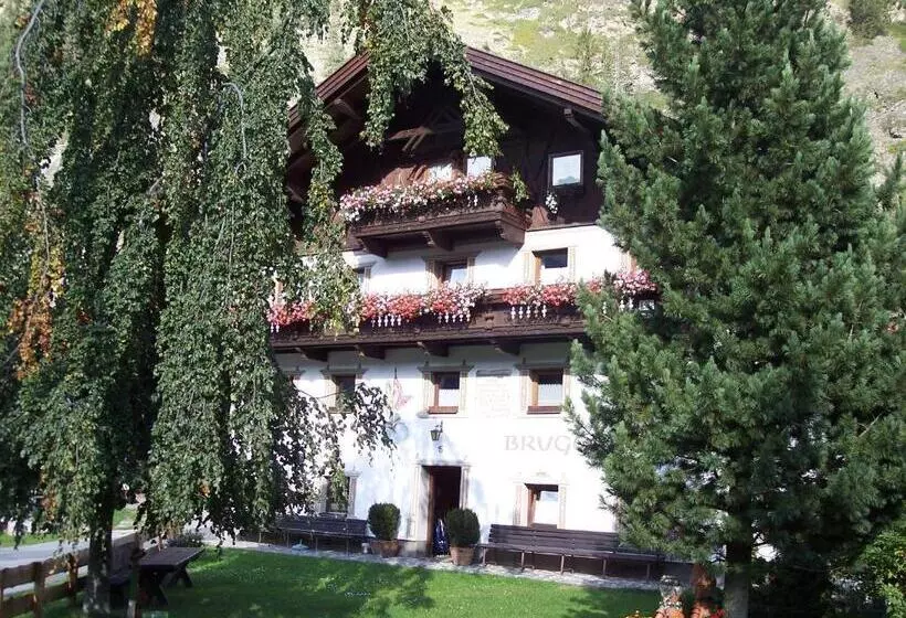 ペンション Gästehaus Bruggerhof