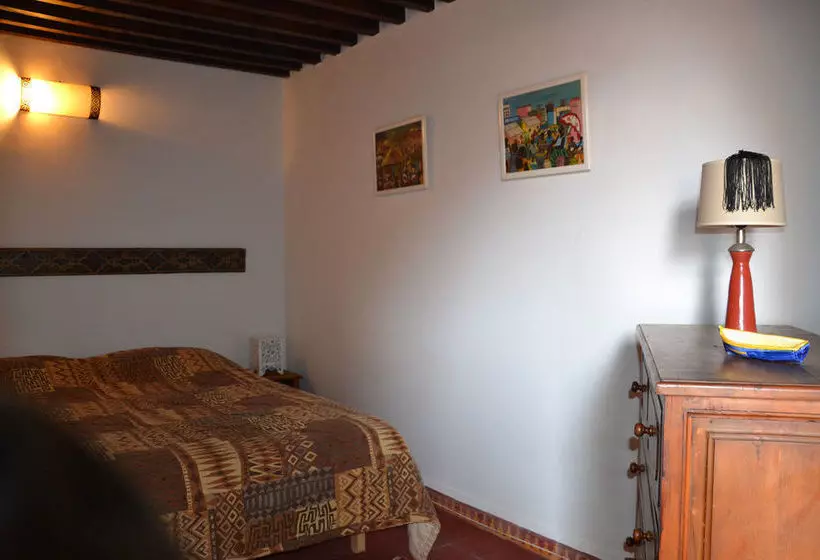 تختخواب و صبحانه Dar Chouette  Adults Only