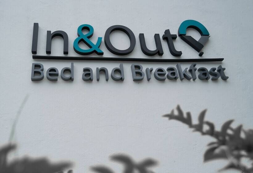 تختخواب و صبحانه In & Out