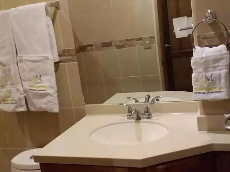 تختخواب و صبحانه Hostal Santa Martha