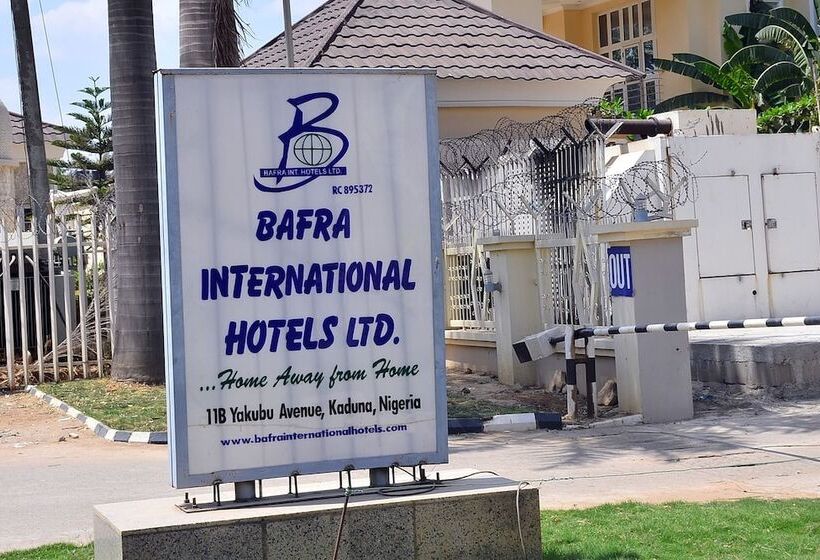 هتل Bafra International