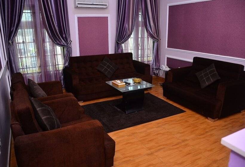 هتل Bafra International