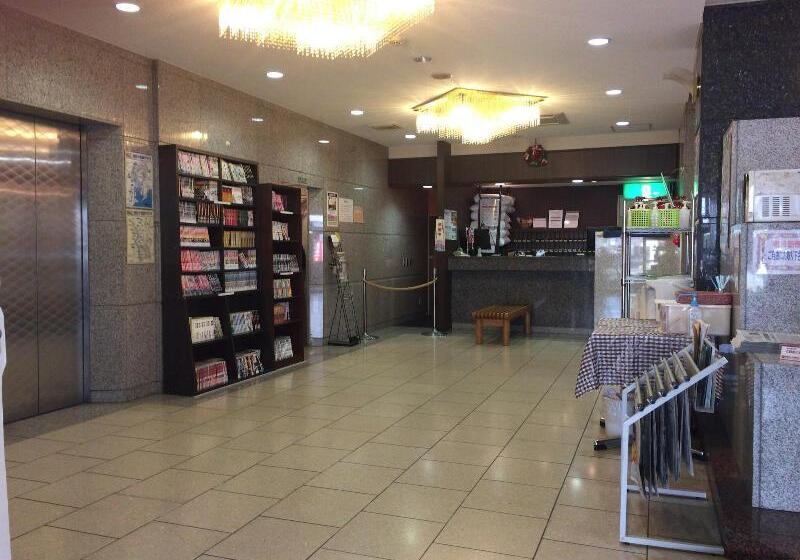 Отель Crown Hills Nakamura