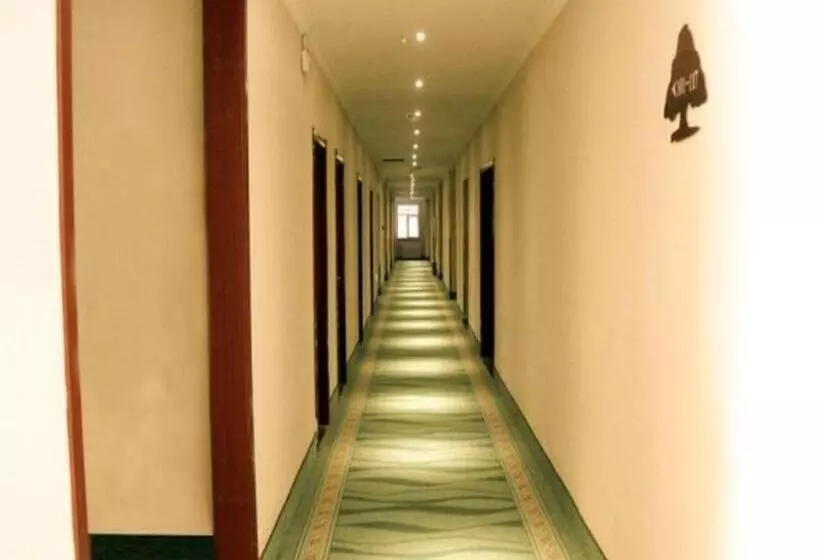 Hotelli Greentree Inn Shandong Yantai Yantai University Business