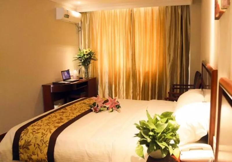 Hotelli Greentree Inn Shandong Yantai Yantai University Business