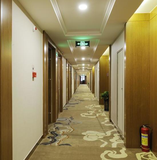 בית מלון כפרי Hua Rong International