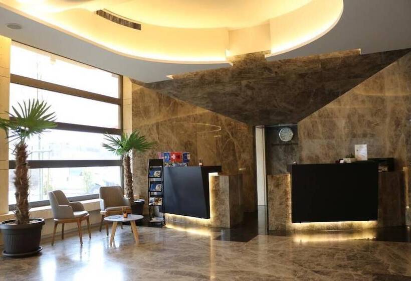 هتل International Prishtina & Spa