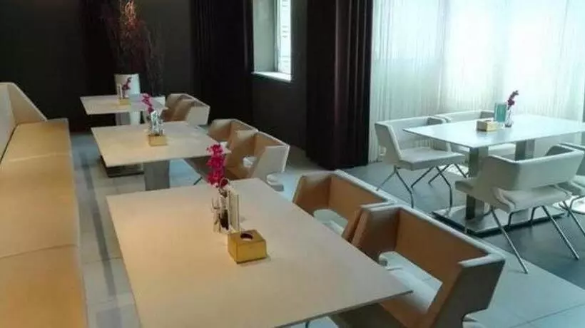 ホテル Jinjiang Inn Zigong Tongxing Road Branch