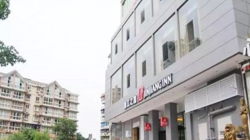 ホテル Jinjiang Inn Zigong Tongxing Road Branch